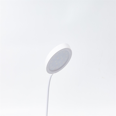 Lampu Meja LED Lengan Lipat yang Bisa Disesuaikan untuk Kamar Tidur Seperti Gambar Solusi Pencahayaan Ideal
