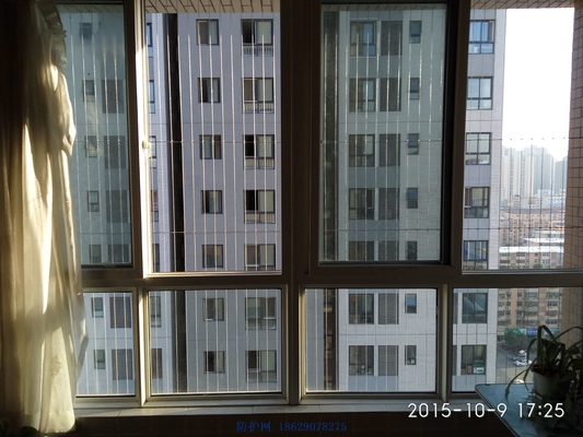 Windows Invisible Grille 7*7 Konstruksi Aman untuk Peningkatan Keamanan Indoor / Outdoor