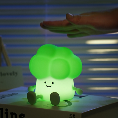 Cute Cartoon Brokoli Untuk Mengiringi Anak-anak Untuk Tidur Silicone Night Light Rechargeable Lampu Sayuran Di samping Tempat Tidur