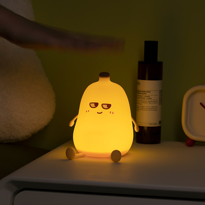 Desain Modern Cute Pisang Lampu Malam Isi ulang Dimmable LED Lampu Meja Kecil Lucu Dekorasi Meja untuk Suasana Kamar Tidur