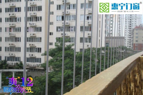 100kg Kapasitas beban Balkon kisi tak terlihat dengan warna abu-abu