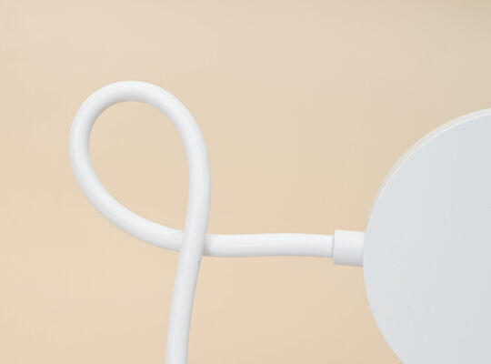 Grosir Anak Modern LED Lampu Meja Leher Clip-On Kontrol Sentuh USB Isi Ulang Lampu Malam Putih untuk Belajar Siswa