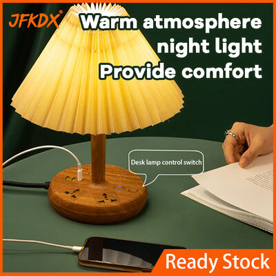 Lampu Meja Berbagai Tingkat Cerah Dengan Port Pengisian USB