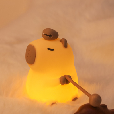Animasi lucu Capybara Lampu Malam Tack Control 1200mAh Isi ulang Lampu Malam Tidur Dengan 7 Warna Berubah