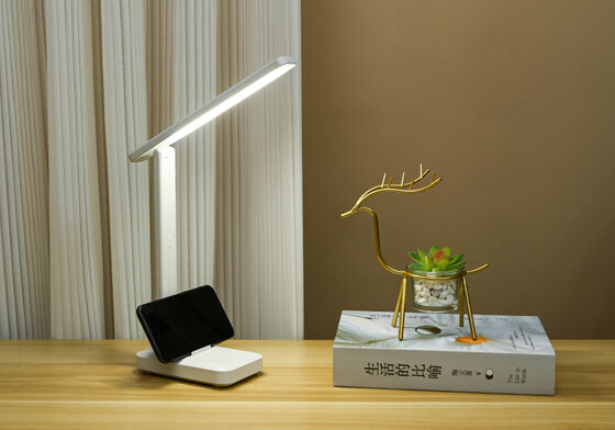 Lampu LED Meja Samping Tempat Tidur Pengisi Daya USB Lampu Baca Anak-anak Lampu Belajar Asrama untuk Penerangan Belajar Malam